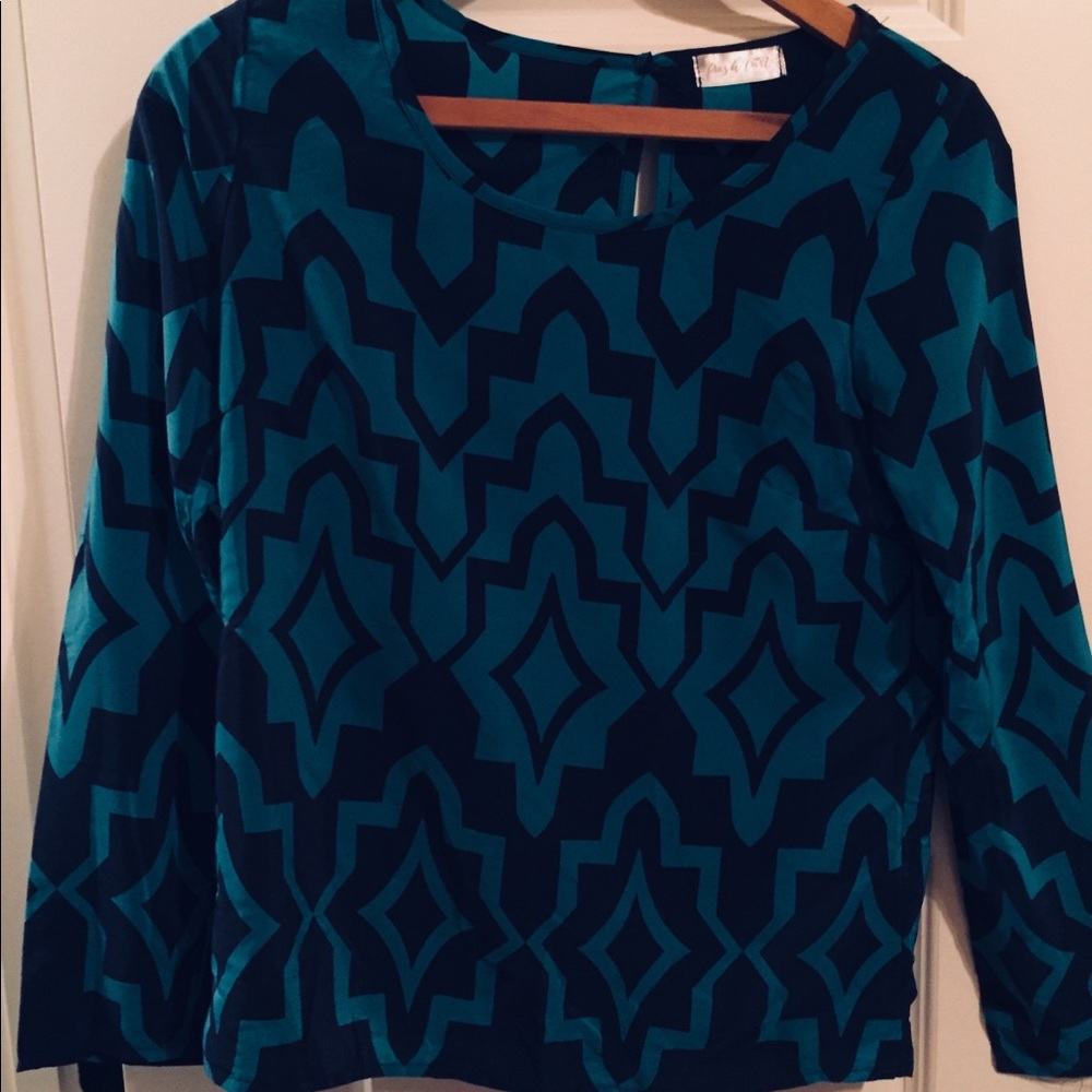 Patterned Long Sleeve Blouse